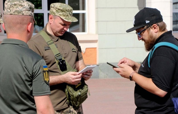 До 5 червня обмежено придатні військовозобовʼязані мають пройти ВЛК: відповідаємо на 10 актуальних питань